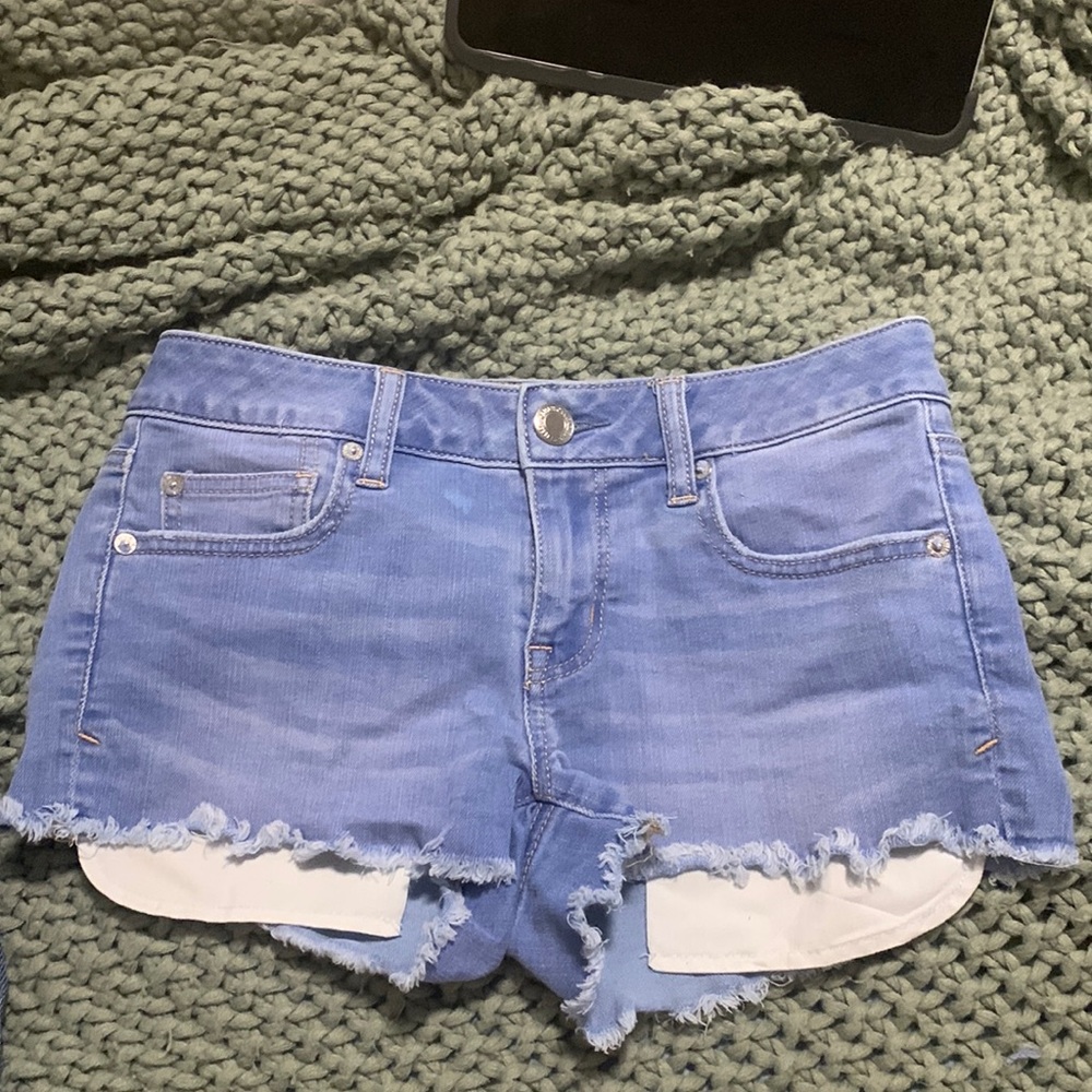 American Eagle size four shorts